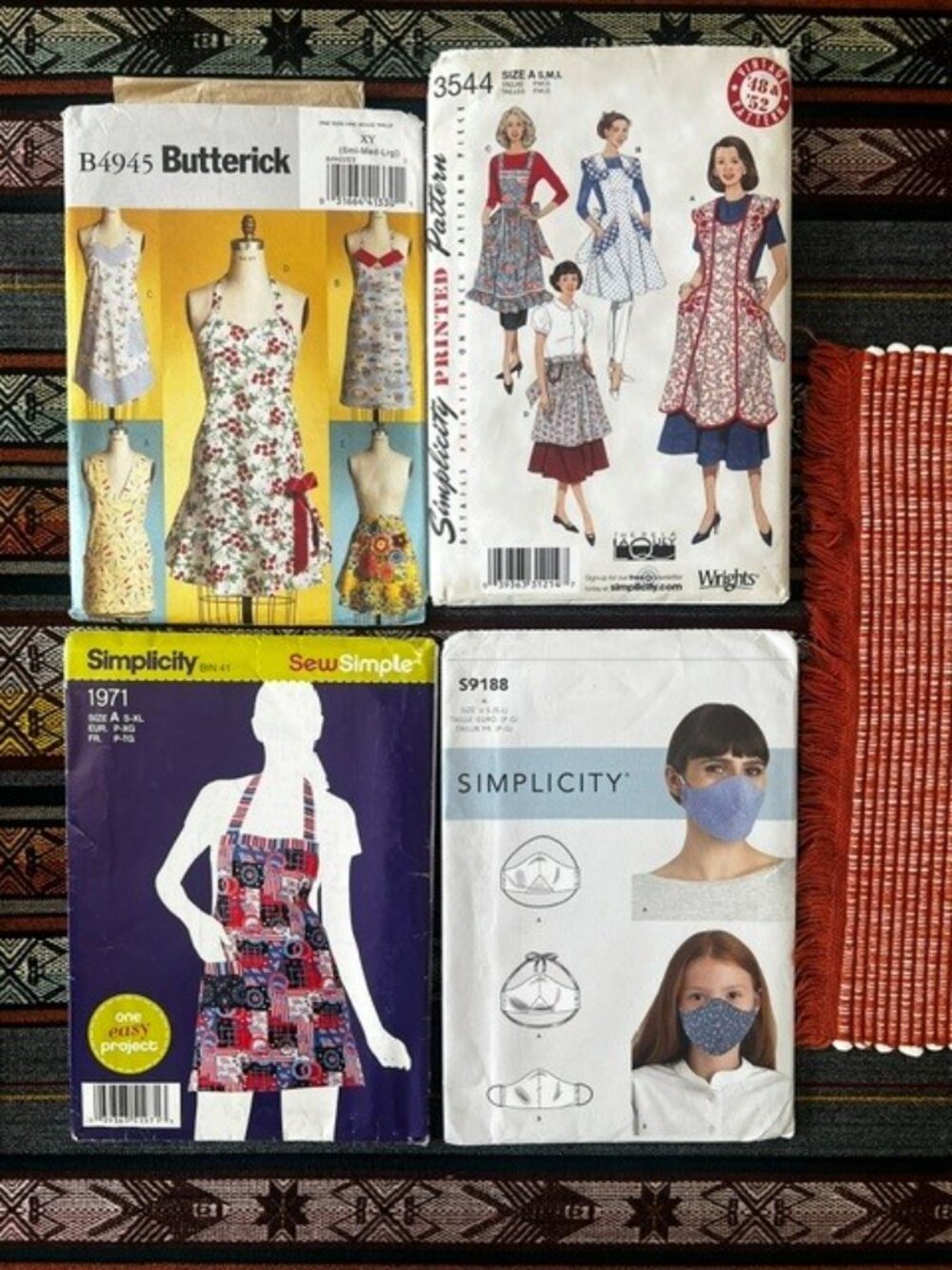 Misc. Vintage Sewing/Craft Patterns. To be auctioned LIVE. See details below. - Picture 6 of 13